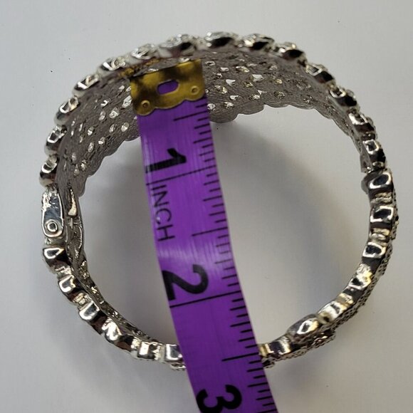 Dazzling Silver Cuff Bracelet Bangle - Picture 7 of 16